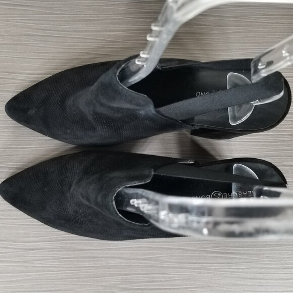 Treasure & Bond Singback Block Heel Booties, Perforated Black Suede, Size 6.5 - Picture 9 of 11